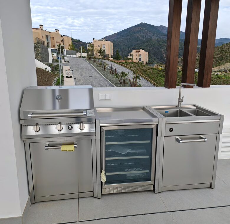 Real de La Quinta Residential Country Club Apartment - Marbella, Spain