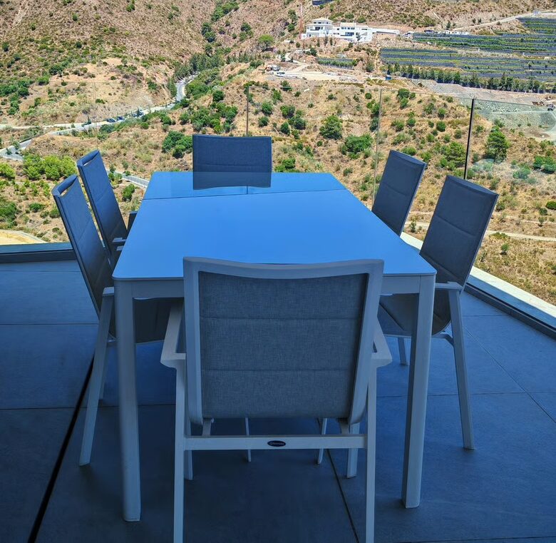 Real de La Quinta Residential Country Club Apartment - Marbella, Spain