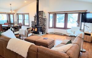 A Private 2-Acre Retreat at the Edge of the Tetons - Jackson, Wyoming