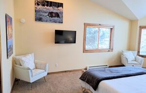 A Private 2-Acre Retreat at the Edge of the Tetons - Jackson, Wyoming