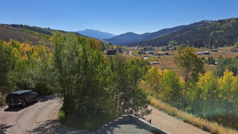 A Private 2-Acre Retreat at the Edge of the Tetons - Jackson, Wyoming