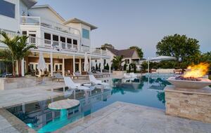 ABOVE - Lakeside Oasis Estate - Gallatin, Tennessee
