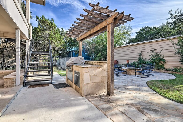 Unwound at Canyon Lake | A Refined Canyon Lake Escape - Canyon Lake, Texas
