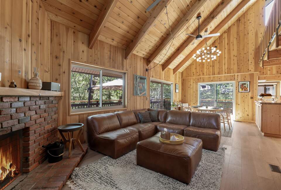 Modern Mountain Sanctuary on the North Shore - Lake Arrowhead, California