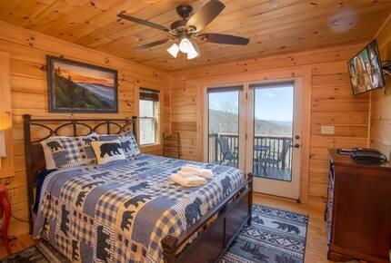 Serene Banner Elk Escape on 14 Private Acres - Banner Elk, North Carolina