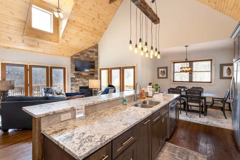 Creekside Comfort in the High Country - Vilas, North Carolina