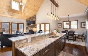 Creekside Comfort in the High Country - Vilas, North Carolina