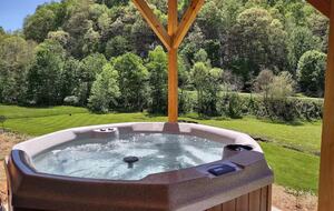 Creekside Comfort in the High Country - Vilas, North Carolina