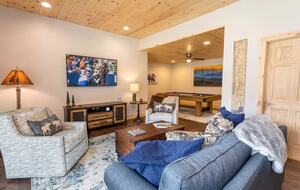 Creekside Comfort in the High Country - Vilas, North Carolina
