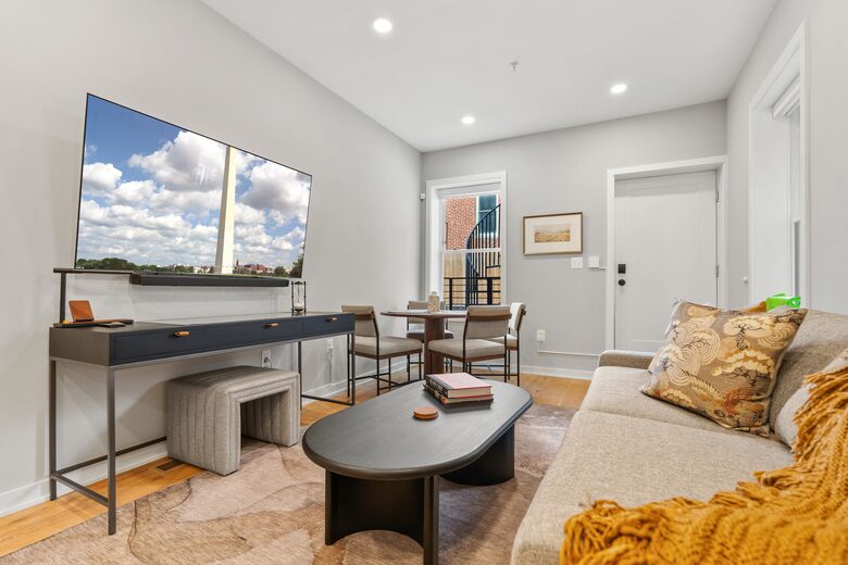 Capitol Hill Charm with a Modern Aesthetic - Washington DC - Capitol Hill, Washington DC