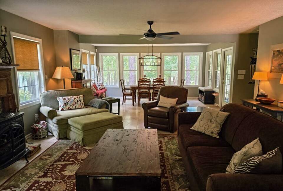 Serenity Cove Retreat - Tignall, Georgia