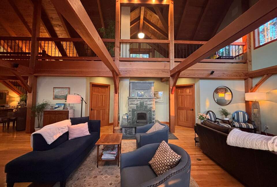 Cliffside Elegance on the Pacific - Pacific Beach, Washington