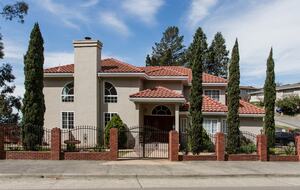 Oakland Hills Mediterranean Retreat with Bay Views - Oakland, California