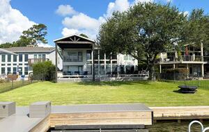 Lake Conroe Waterfront Retreat - Montgomery, Texas