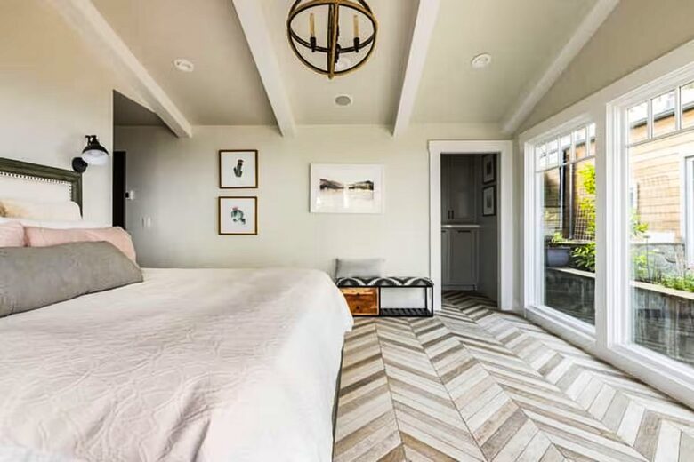 Santa Cruz Mountain Vineyard Villa - Cupertino, California