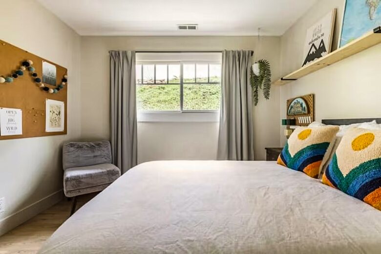 Santa Cruz Mountain Vineyard Villa - Cupertino, California