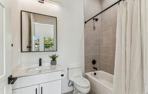 Skyline Terrace Retreat in Historic Ybor - Tampa, Florida