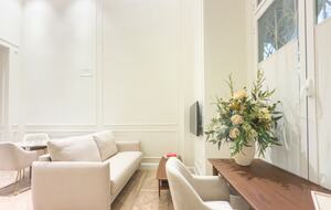 Elegant Apartment in a Historic Seville Palace Near Cathedral - Seville, Spain