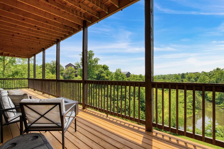 Mountain Serenity in Sevierville - Sevierville, Tennessee