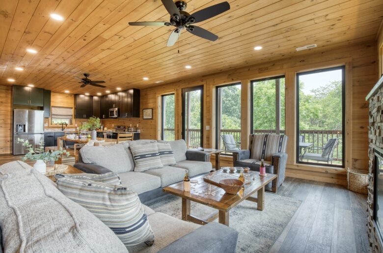 Mountain Serenity in Sevierville - Sevierville, Tennessee