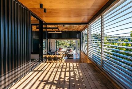 Palm Beach Island Retreat with Scenic Views - Waiheke Island, New Zealand