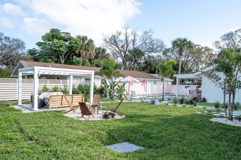 Charming Vero Beach Escape with Pool and Outdoor Living - Vero Beach, Florida