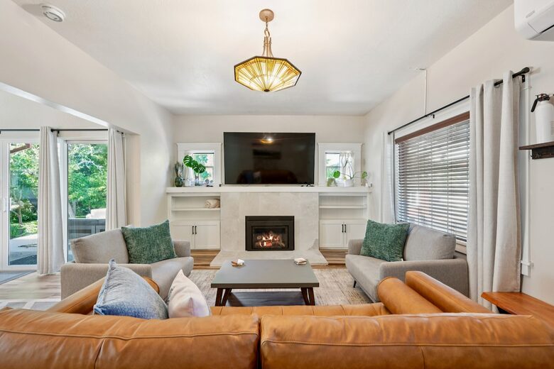 Wine Country Retreat Across from Spring Lake - Santa Rosa, California