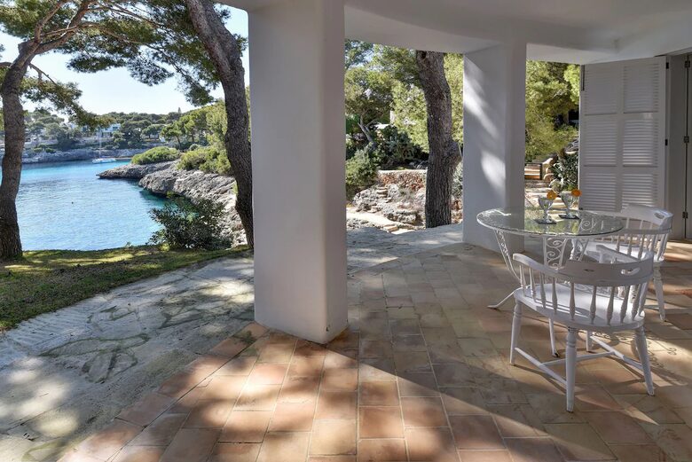 Seafront Elegance in Cala d’Or - Cala d'Or, Mallorca, Spain