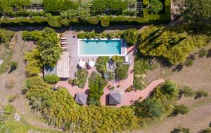 Les Confines: An Enchanting Provençal Estate of Timeless Elegance (R)