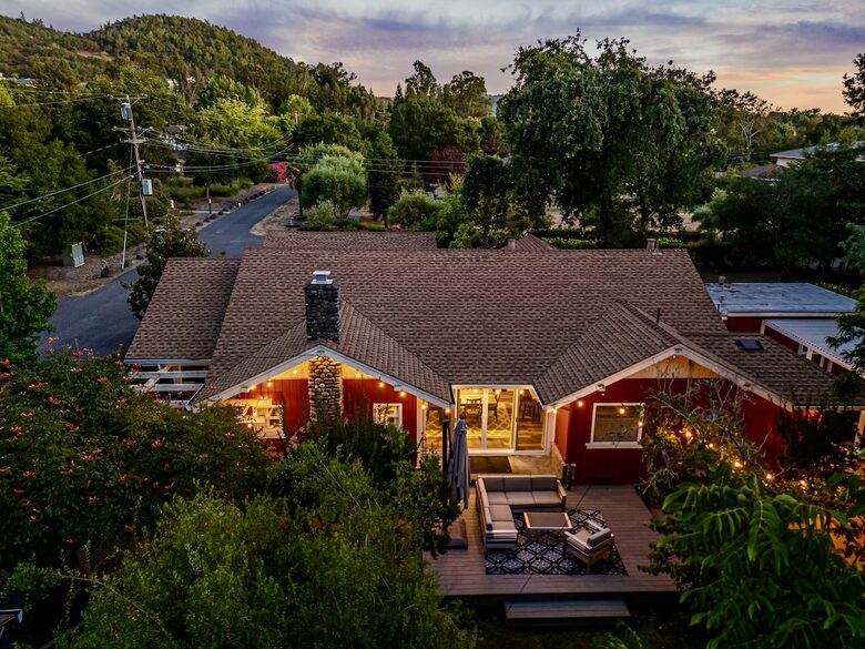 Wine Country Retreat Across from Spring Lake - Santa Rosa, California