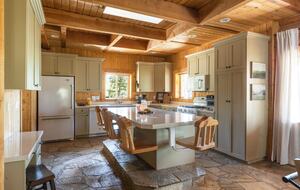 Remote Luxury Lodge with Year-Round Adventure - Oakley, Utah