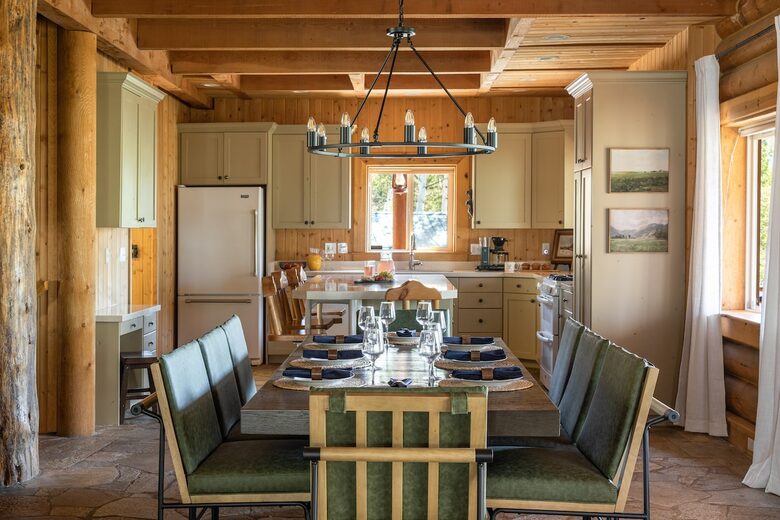 Remote Luxury Lodge Near Park City with Year-Round Adventure - Oakley, Utah