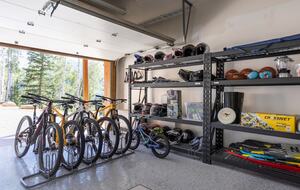 Remote Luxury Lodge with Year-Round Adventure - Oakley, Utah