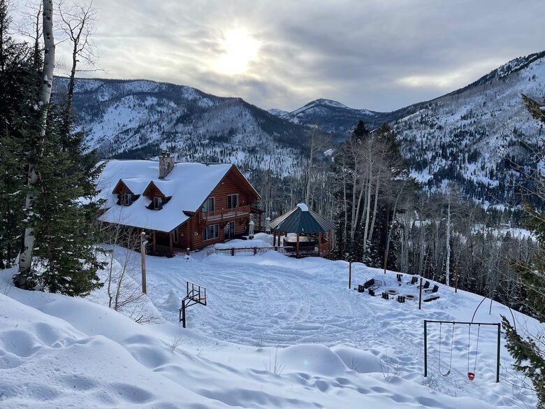 Remote Luxury Lodge Near Park City with Year-Round Adventure - Oakley, Utah
