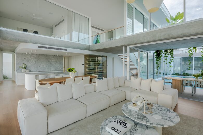 Waterfront Grandeur on the Sunshine Coast - Sunshine Coast, Australia