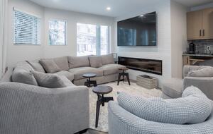 Alpine Elegance in the Heart of Whistler Village - Whistler, Canada