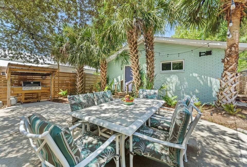 The Brickyard Surf Retreat - Santa Rosa Beach, Florida