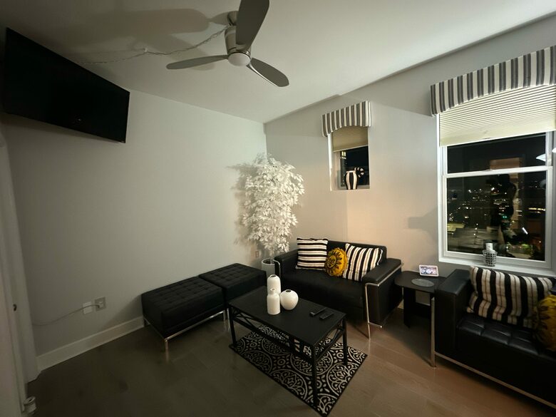 Guess bedroom
