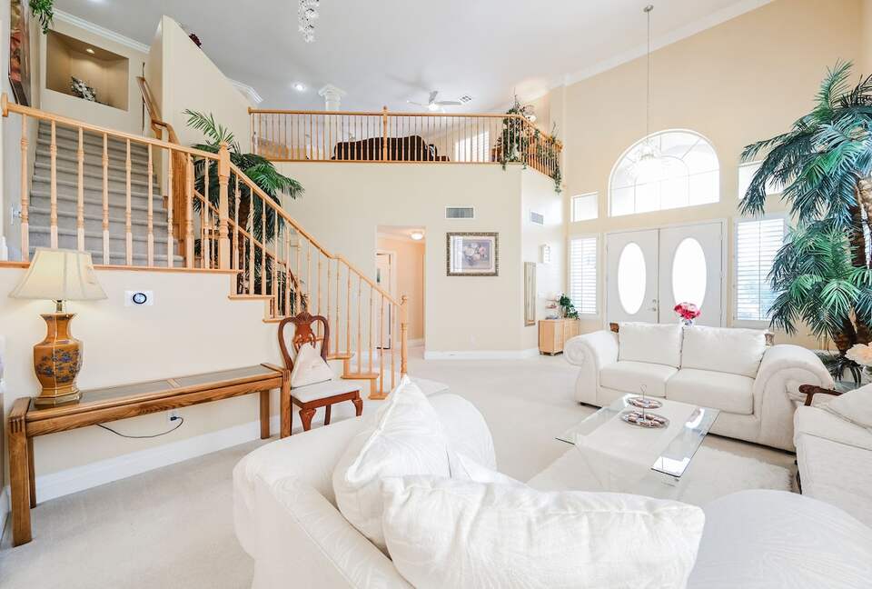 Waterfalls View Refined Six-Bedroom Retreat Minutes from the Strip - Las Vegas, Nevada