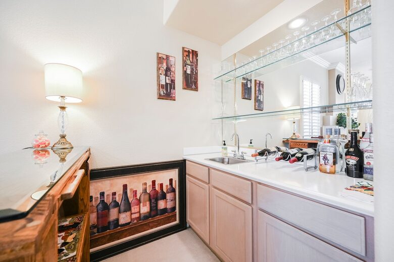 Waterfalls View Refined Six-Bedroom Retreat Minutes from the Strip - Las Vegas, Nevada