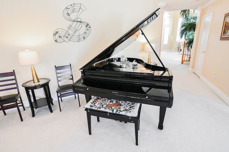 Waterfalls View Refined Six-Bedroom Retreat Minutes from the Strip - Las Vegas, Nevada