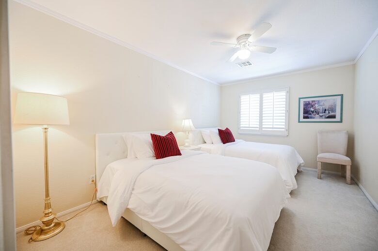 Waterfalls View Refined Six-Bedroom Retreat Minutes from the Strip - Las Vegas, Nevada
