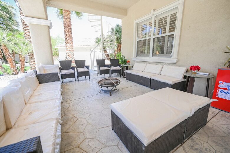 Waterfalls View Refined Six-Bedroom Retreat Minutes from the Strip - Las Vegas, Nevada