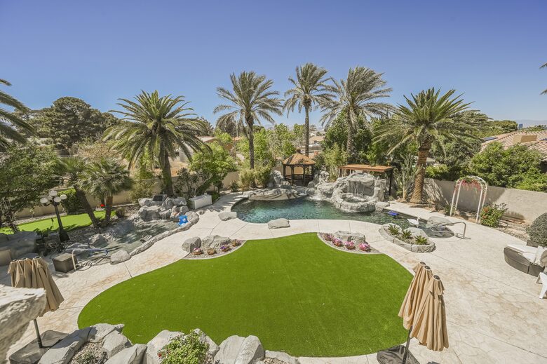 Waterfalls View Refined Six-Bedroom Retreat Minutes from the Strip - Las Vegas, Nevada