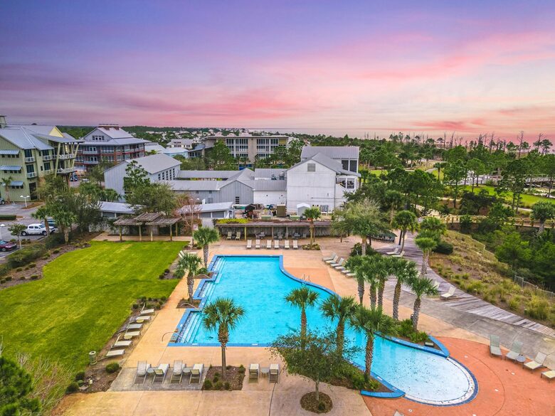 Quintess Collection - Sea Turtle Hideaway - Port St. Joe, Florida