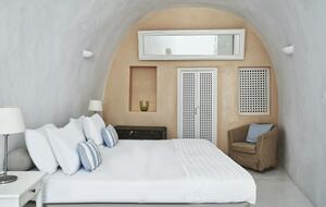 Quintess Collection - Villa Ivi - Santorini, Greece