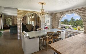 Luxury High Desert Escape with Panoramic Mountain Views - Madras, Oregon