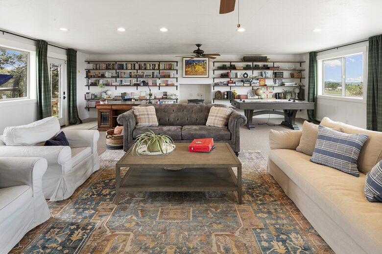 Luxury High Desert Escape with Panoramic Mountain Views - Madras, Oregon