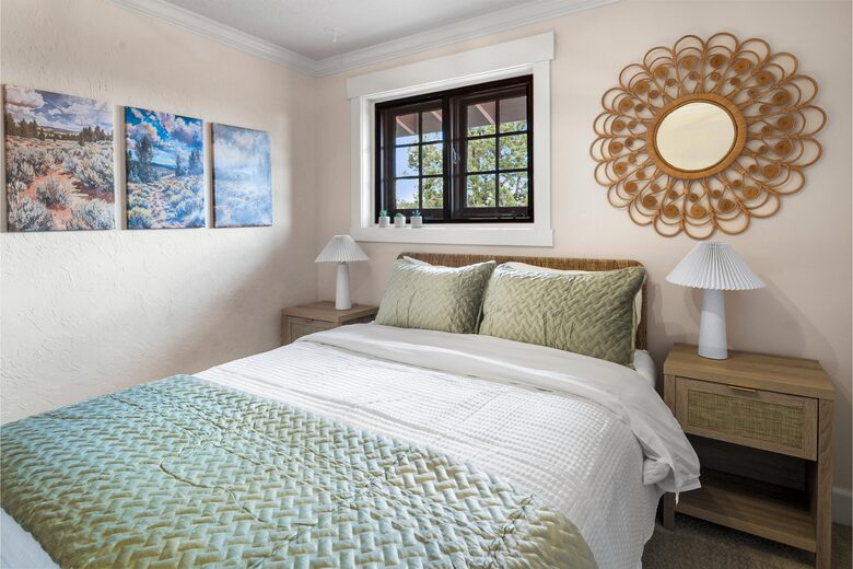 Luxury High Desert Escape with Panoramic Mountain Views - Madras, Oregon