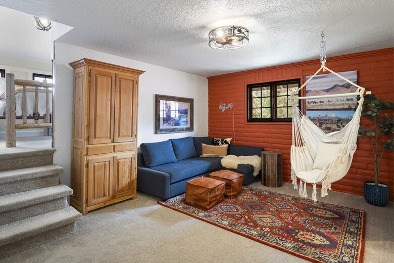 Luxury High Desert Escape with Panoramic Mountain Views - Madras, Oregon